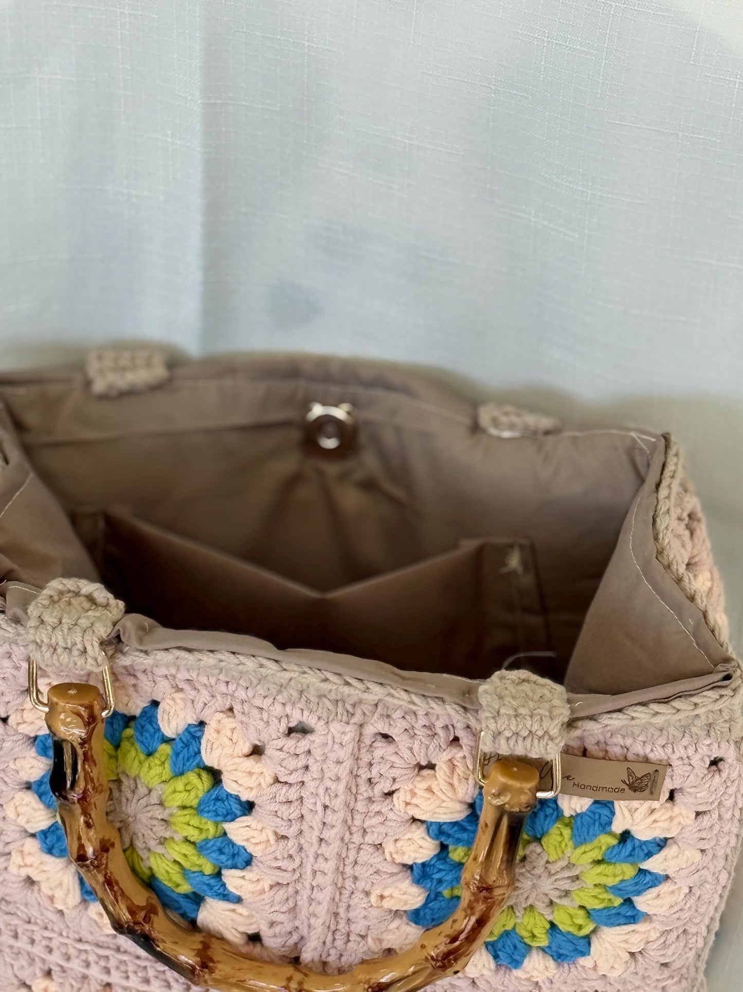 Handmade Crochet Boho Bag – Granny Square Tote with Lining & Bamboo Handles – Adjustable Strap – Gift for Her – Ready to Ship