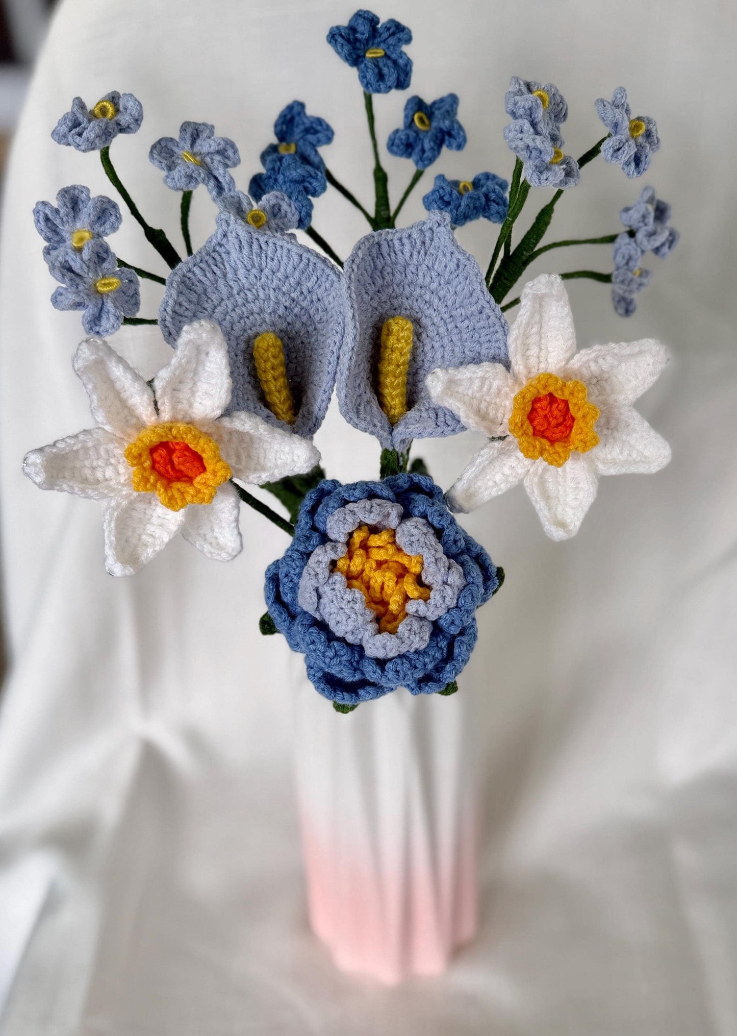 Crochet Flower Bouquet | Handmade Gift with 11 or 8 Flowers | With Vase, Wrapped or Flowers Only,Custom Colors,Forever Bouquet,Teacher Gift