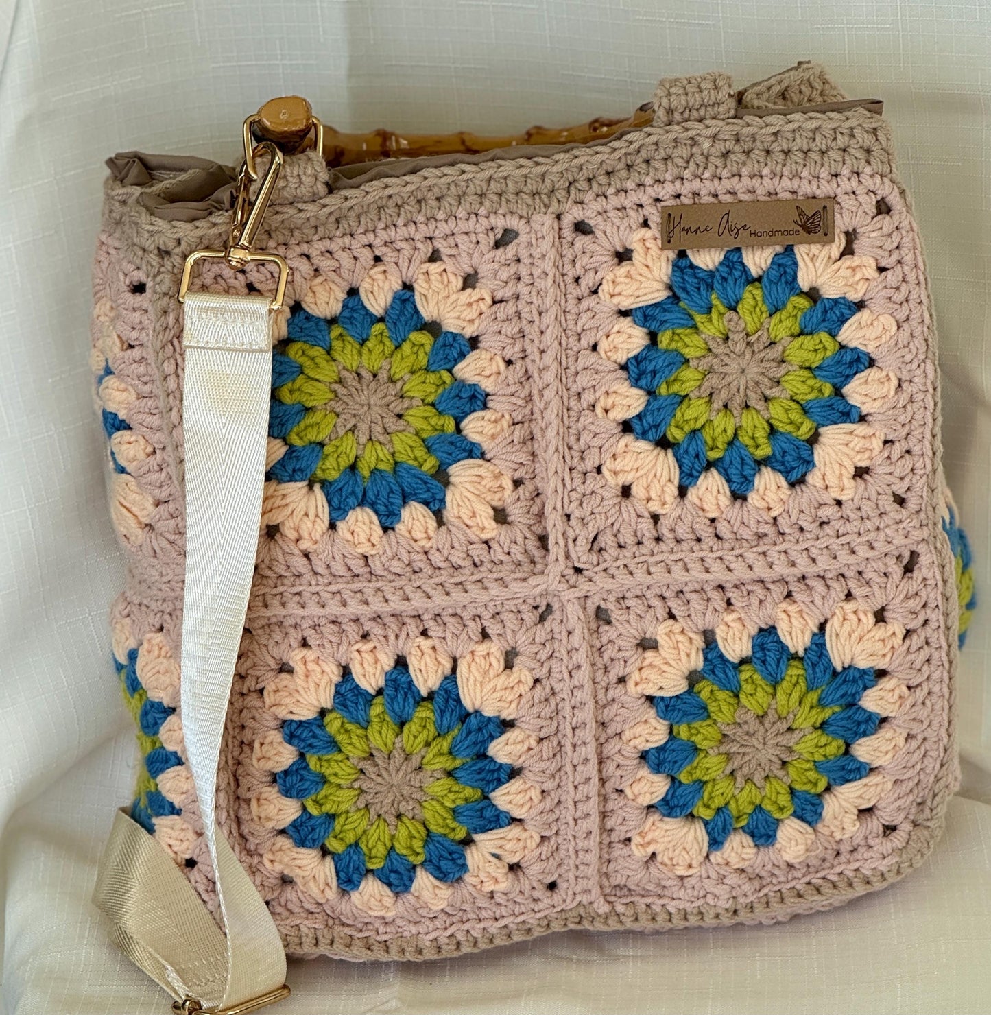 Handmade Crochet Boho Bag – Granny Square Tote with Lining & Bamboo Handles – Adjustable Strap – Gift for Her – Ready to Ship