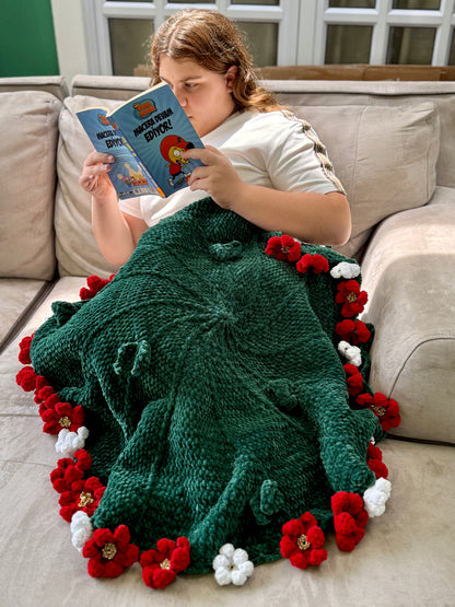 Personalized Christmas Crochet Flower Bouquet Blanket-Handmade Cozy Holiday Decor SA