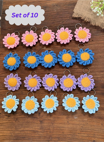 Crochet Daisy Flower Keychain: Handmade Cotton-Acrylic Bag Charm, Party Favor