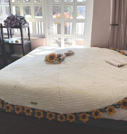 Crochet Bouquet Blanket Velvet Yarn: Handmade Floral Bouquet Throw