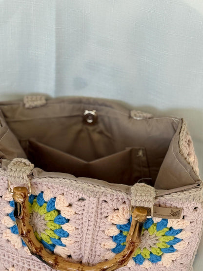Crochet Granny Square Bag: Lined Boho Tote with Bamboo Handles