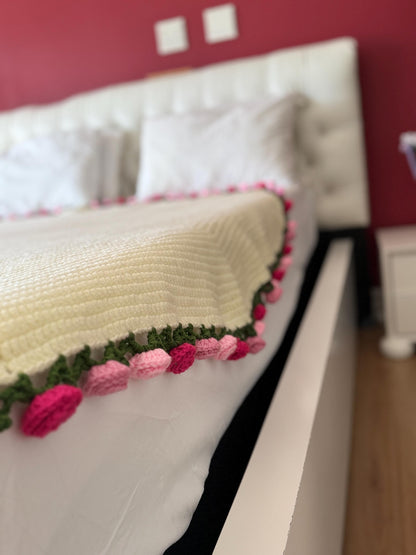Handmade Crochet Flower Blanket: 3D Floral Bouquet Throw,Gift for Her, Unique Home Decor, Up to 200 cm Sizes Available,Christmas Gift