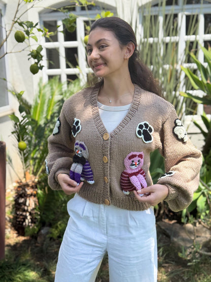 Handmade Cat Cardigan: Trendy Knit Fashion,Unique Christmas gift for cat lovers