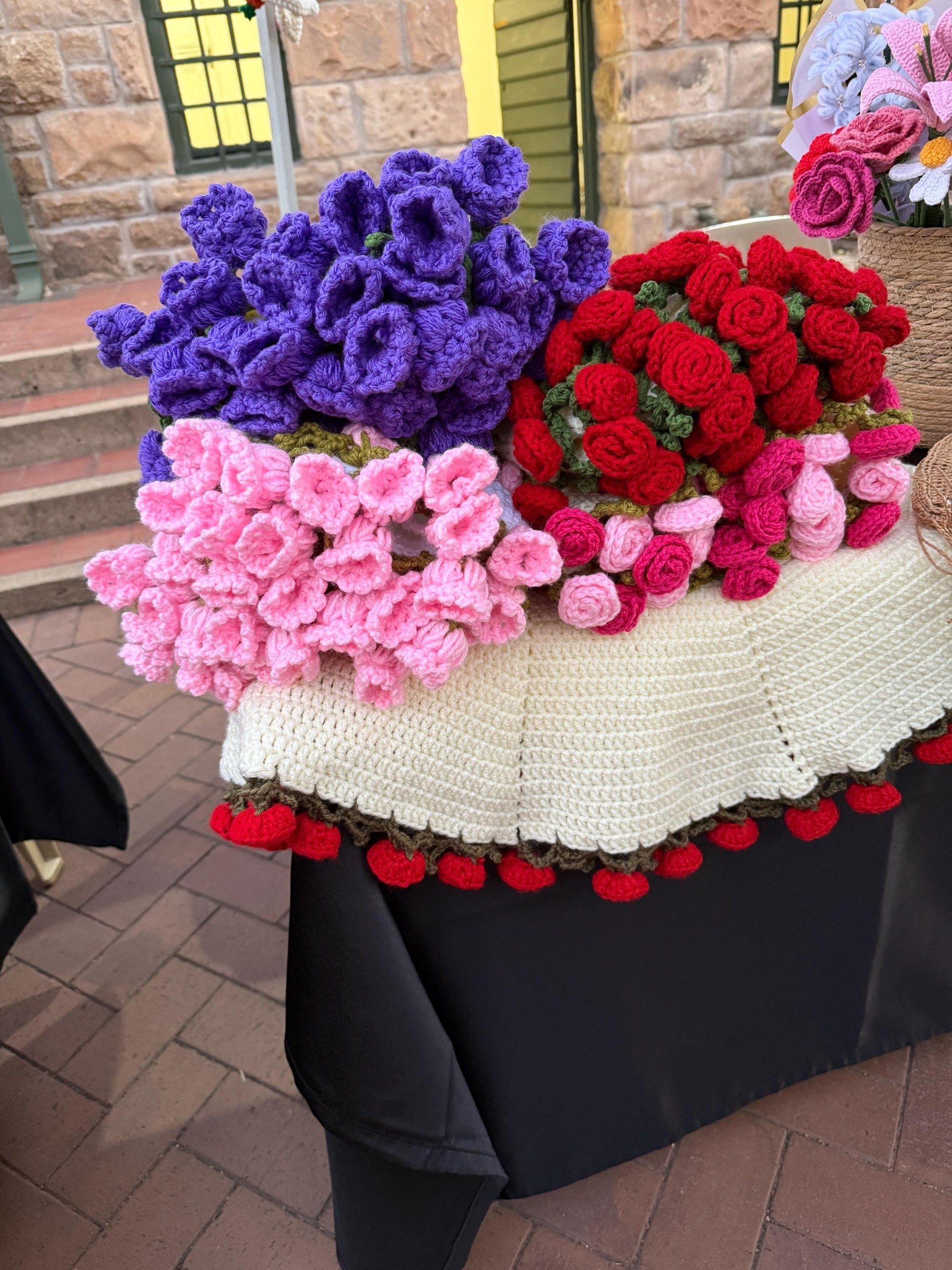 Handmade Crochet Flower Blanket: 3D Floral Bouquet Throw,Gift for Her, Unique Home Decor, Up to 200 cm Sizes Available,Christmas Gift