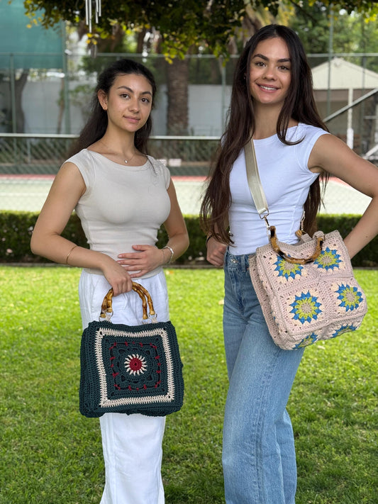 Crochet Granny Square Bag: Lined Boho Tote with Bamboo Handles