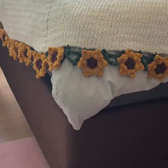 Crochet Bouquet Blanket Velvet Yarn: Handmade Floral Bouquet Throw
