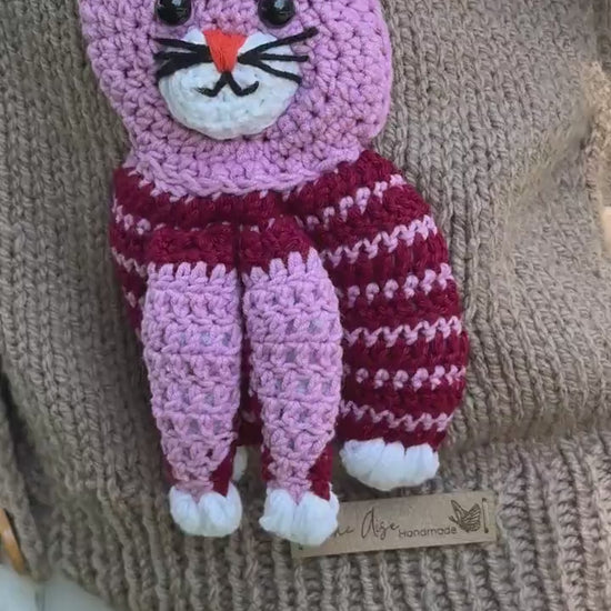 Handmade Cat Cardigan: Trendy Knit Fashion,Unique Christmas gift for cat lovers